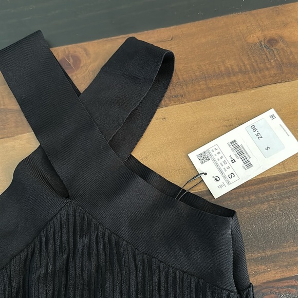 Zara Top Small - Picture 3 of 3
